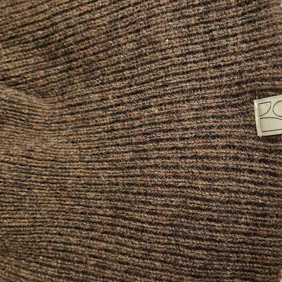 Wool hat - Picture 3 of 3